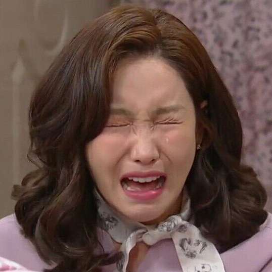 이유리가 이상해.gif | 인스티즈