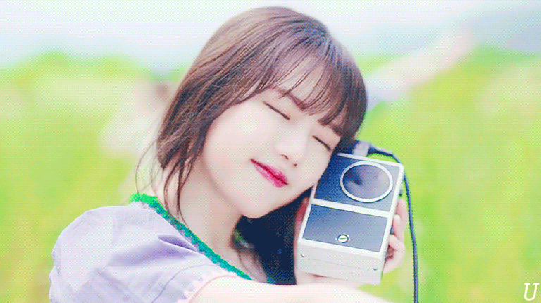 여자친구 귀를 기울이면.gif | 인스티즈