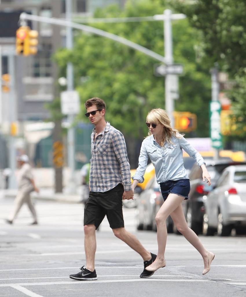 매번 사진 찍힐때마다 키스 사진 있는 커플 (부들주의) | 인스티즈