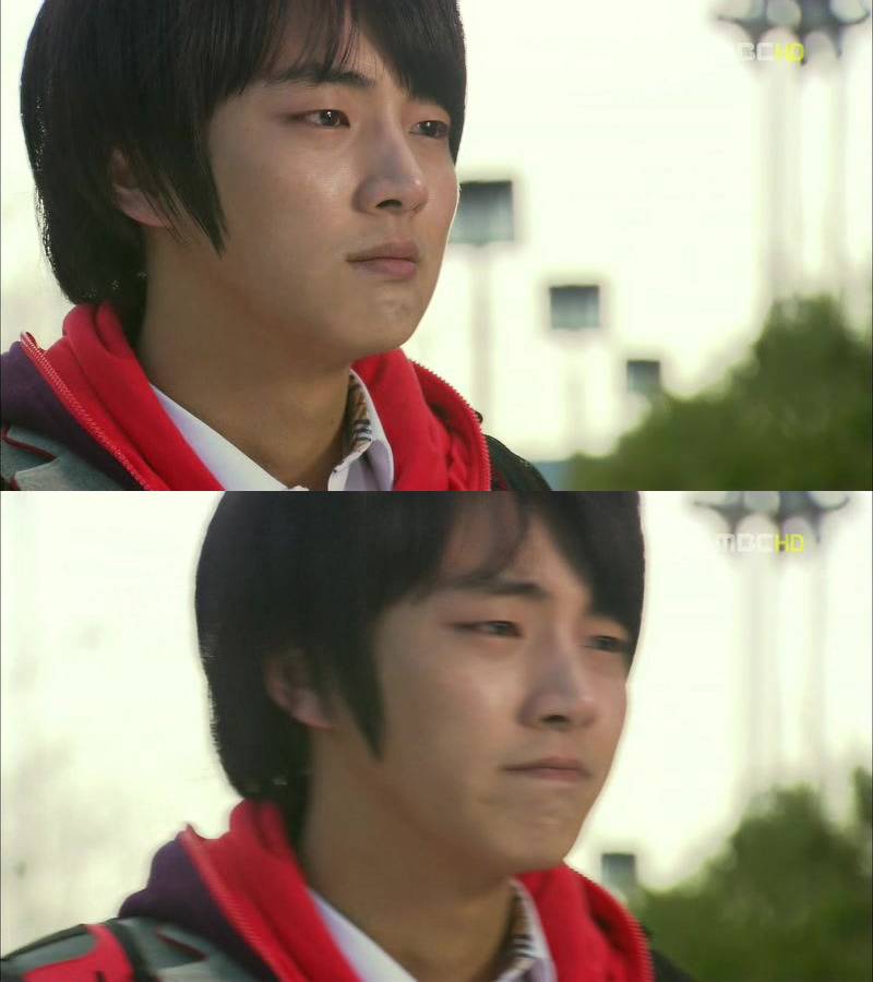 [지붕킥] 캠퍼스 데이트 하는 준혁과 세경 | 인스티즈