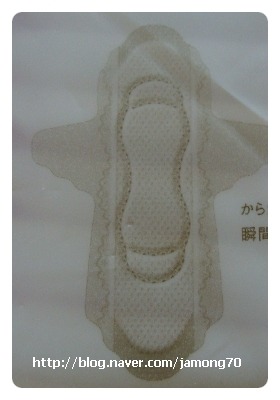 신기한 디자인의 외국 생리대들 | 인스티즈