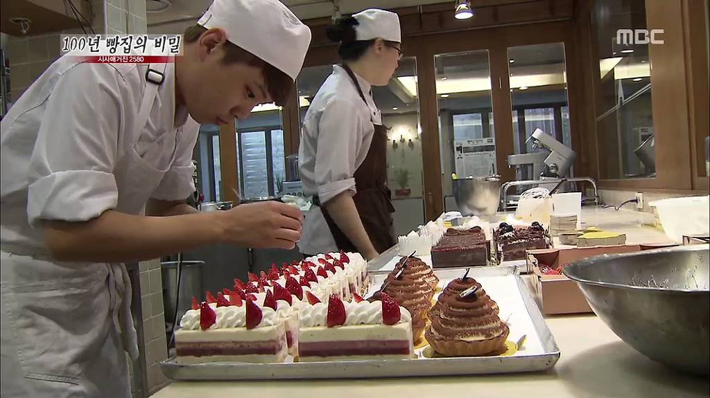 [시사매거진2580] 100년 빵집의 비밀 中 안동 맘모스 제과점 | 인스티즈