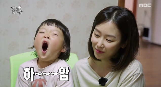 [무한도전] 낱말카드 놀이중 확고한 취향드러난 5살 채희.jpg | 인스티즈