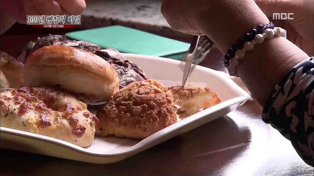 [시사매거진2580] 100년 빵집의 비밀 中 안동 맘모스 제과점 | 인스티즈