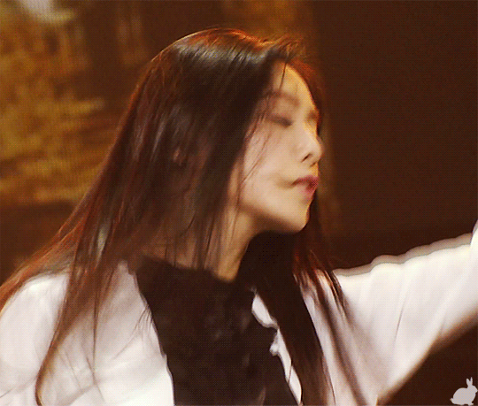 얼굴로는 남자 아이돌 세손가락 안에 들듯... (움짤) | 인스티즈