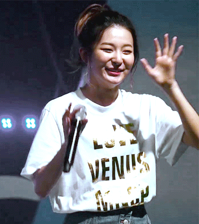 [레드벨벳] 무대에서 팬들과 소통하는 슬기 | 인스티즈