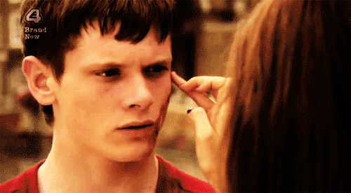 남자보다 여자들의 마음을 흔들었던 여자. 스킨스 '에피' | 인스티즈