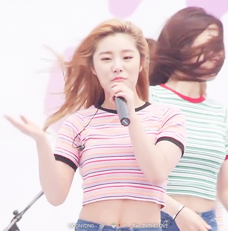 팬들에게 잘보이고 싶어서 예쁘게 머리를 만졌다 | 인스티즈