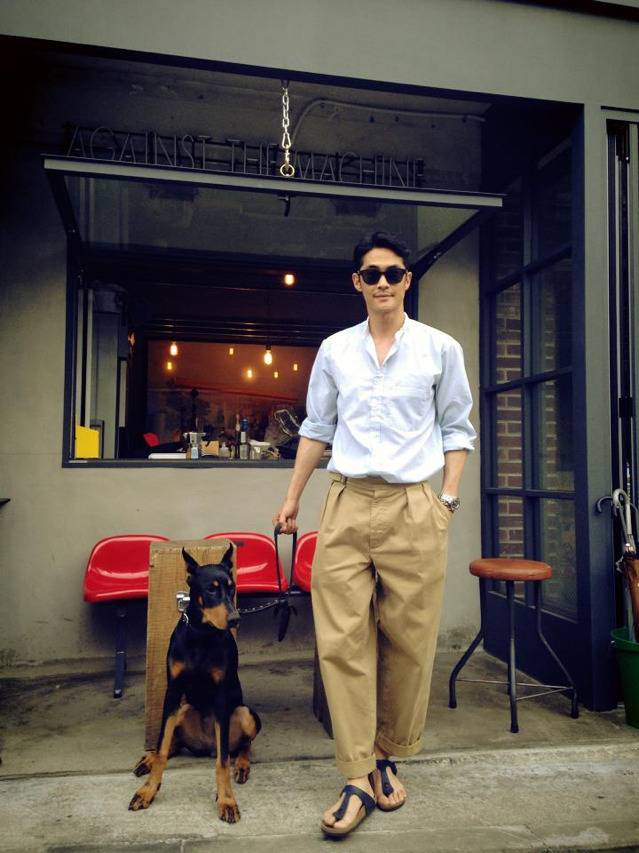 이 포즈로 사진 찍기 어려워 하는 사람 은근 많음 | 인스티즈