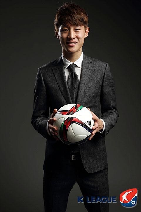 오마르랑 이재성 중 누가 더 잘생겼나요? | 인스티즈