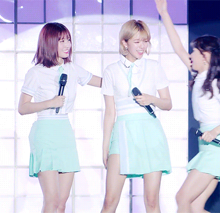 모모링&정연이 질투하는 아기맹수 | 인스티즈