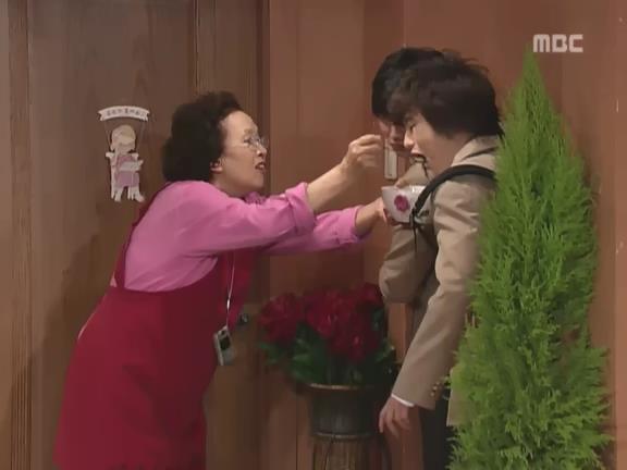 [거침없이하이킥] 손주에게 사랑받고 싶은 문희(해미엄마 등장).jpg | 인스티즈