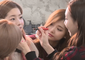 손이 크다는 트와이스 나연 | 인스티즈