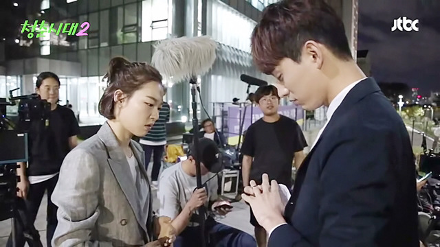 [청춘시대2] 본방보다 더 설레는 조장훈 & 진명재완 키스신 메이킹.jpgif | 인스티즈