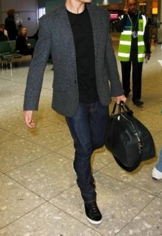 괜히 흐믓해지고 나도 모르게 입가에 미소가.......취향저격 남자코디 | 인스티즈