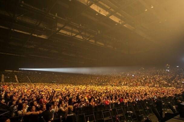 소름돋는 지드래곤 홍콩 콘서트 상황.jpgif | 인스티즈