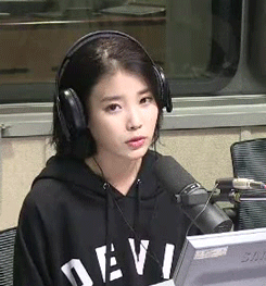 똑단발 아이유.gif | 인스티즈