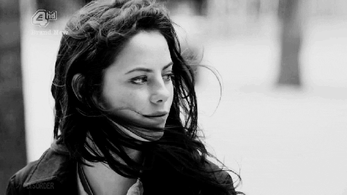 남자보다 여자들의 마음을 흔들었던 여자. 스킨스 '에피' | 인스티즈