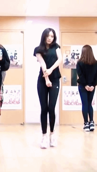 레깅스 손나은.gif | 인스티즈