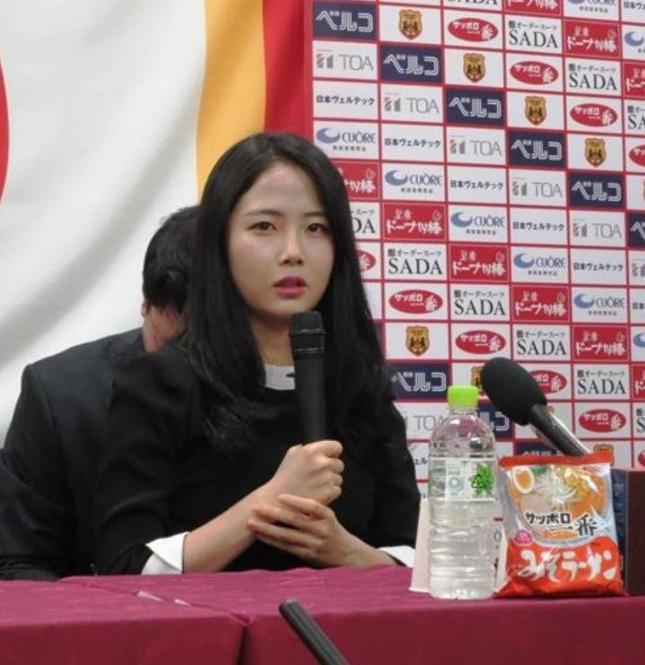 이민아 고베 아이낙 입단식 사진 | 인스티즈