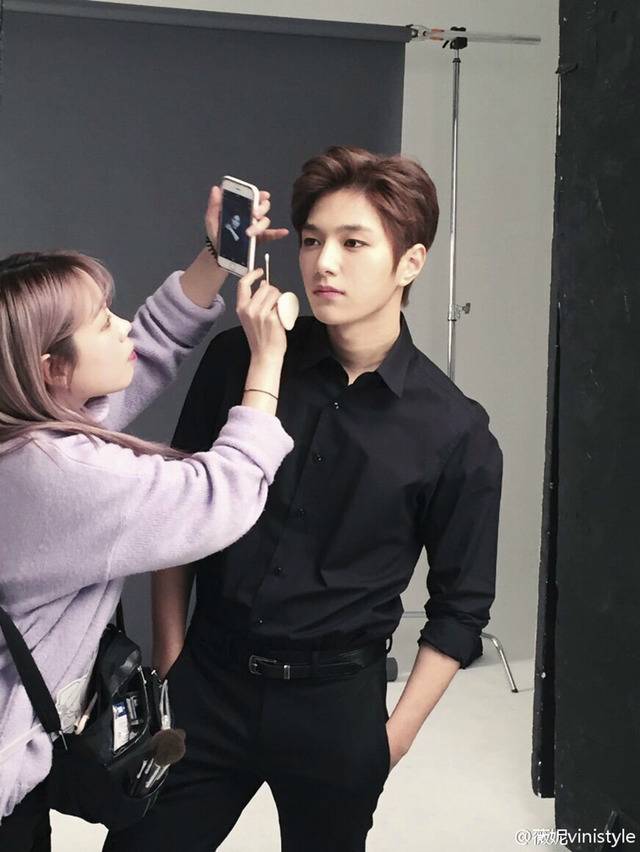 얼굴천재라고 불리우는 남자 아이돌 4대장.jpg | 인스티즈