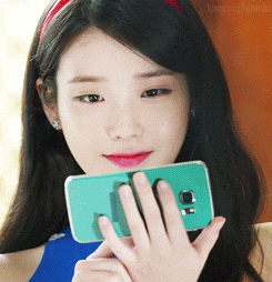 아이유 노래 고르기.jpgif | 인스티즈