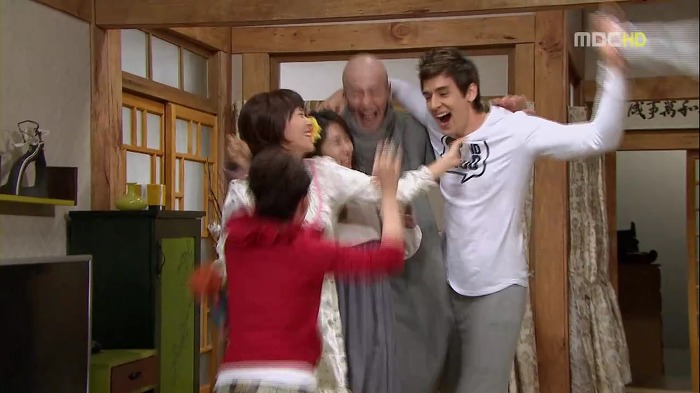 [지붕뚫고하이킥] 이 집 사지마.jpg | 인스티즈