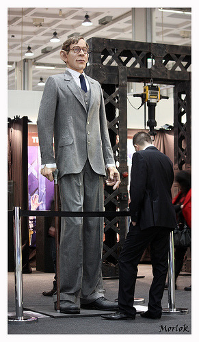 남자중에서 가장 키가 컸던 남자 | 인스티즈