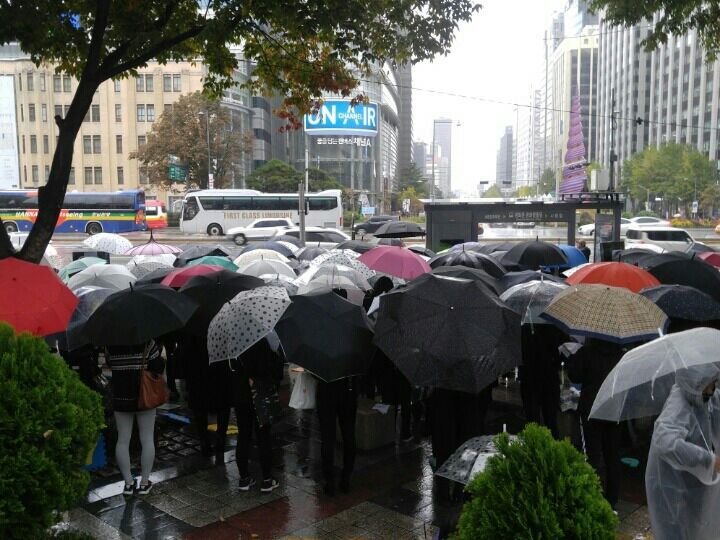 어떡하지 나 임신한 것 같은데...의사들이 중절수술 파업했대. 나 아직 대학생인데...ㅜㅜ낳아야하는거야? | 인스티즈