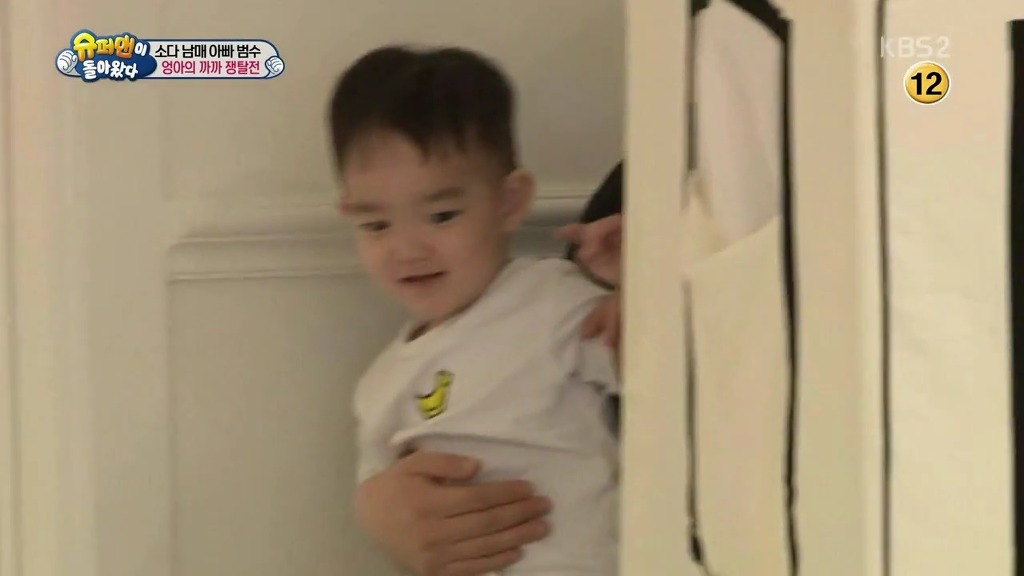 [슈퍼맨이돌아왔다] 엉아 다을이가 삼촌한테 까까를 얻어내기 | 인스티즈