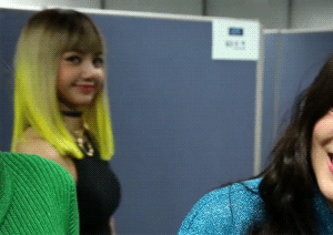 아침에 보는 블랙핑크 리사 데이터 주의 | 인스티즈