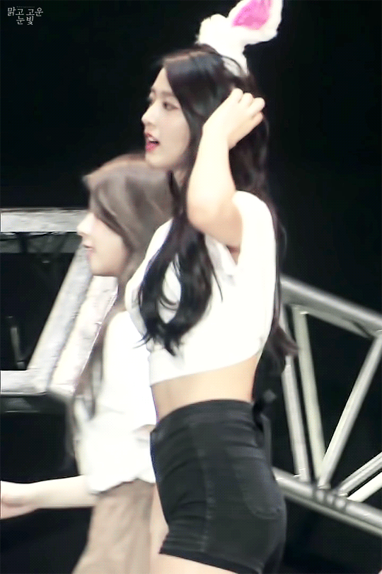 옆모습도 예쁜 설현이.jpgif | 인스티즈