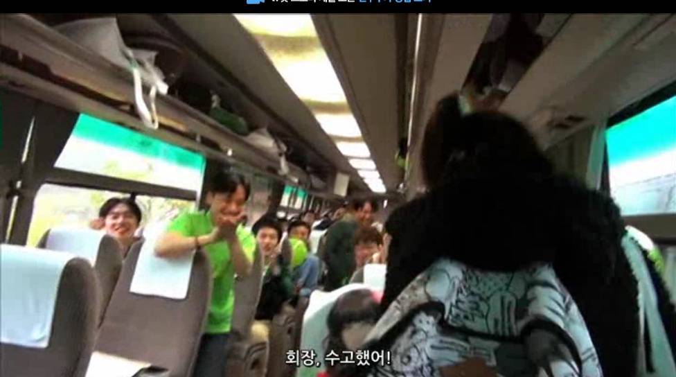 같은 그룹에서 같이 활동하는 멤버를 덕질할 때 일어나는 일.jpg | 인스티즈