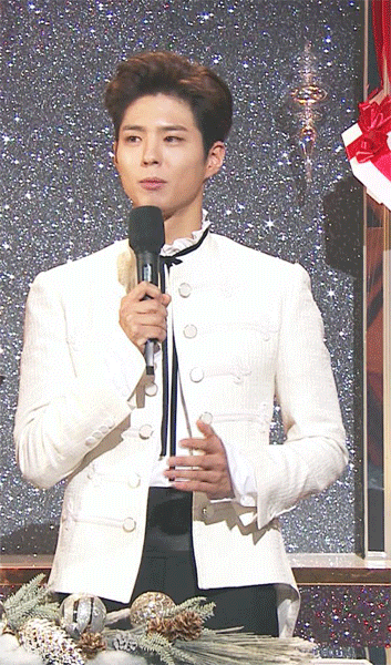 박보검 어제자 패완얼 코디.jpg | 인스티즈