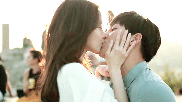 [THEK2] 스태프 2명만 동행해서 찍은 지창욱,임윤아 스페인 엔딩 키스신 | 인스티즈