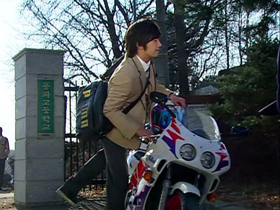 [거침없이하이킥] 풍파고 아이돌 이윤호ㅋㅋㅋㅋㅋㅋ.jpg | 인스티즈