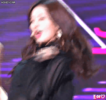 아드공 옆집소녀 Deep Blue Eyes(prod.by 진영) 무대 슬기.gif | 인스티즈