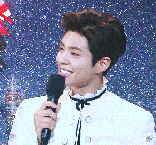 박보검 어제자 패완얼 코디.jpg | 인스티즈