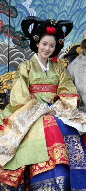 김태희가 했던 머리로 보는 여자들의 각종 헤어스타일.jpg | 인스티즈