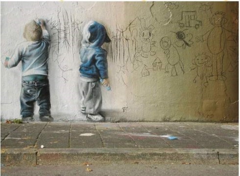 크고나면 이해하기 어려운 어릴때 행동들 .jpg | 인스티즈