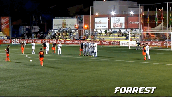 유럽 남미형들 가지고노는 이강인.gif | 인스티즈