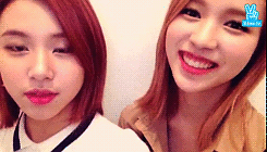 [트와이스] 대표 케미 미챙(미나+채영) 달달한 분위기 짤들.gif | 인스티즈