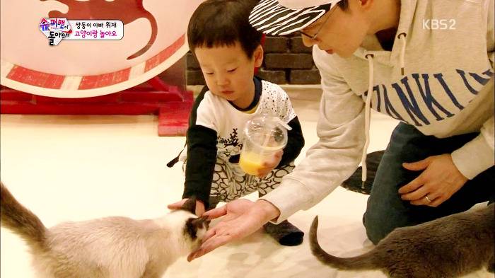 [슈퍼맨이돌아왔다] 서언이가 한없이 관대해지는 존재들ㅋㅋㅋ.JPG | 인스티즈