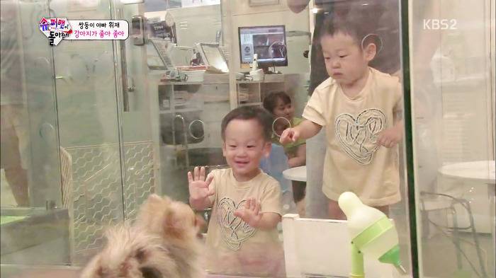 [슈퍼맨이돌아왔다] 서언이가 한없이 관대해지는 존재들ㅋㅋㅋ.JPG | 인스티즈