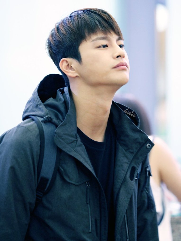 가수출신중 가장 연기잘한다고 생각하는 서인국 사복스타일.jpg | 인스티즈