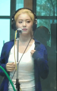 보수적인 여자아이돌.gif | 인스티즈