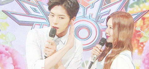 왠지 일하기 싫었던 그날의 아이린.gif | 인스티즈