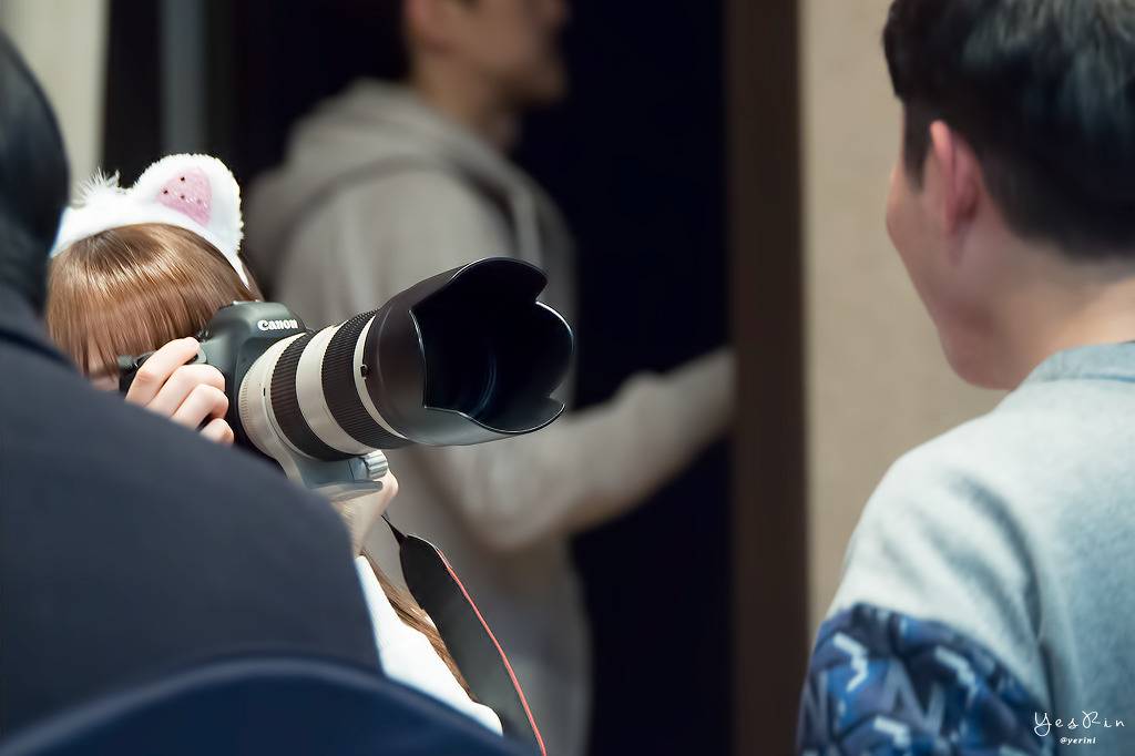 여자친구 팬싸인회에 나타난 찍덕여신.JPG | 인스티즈