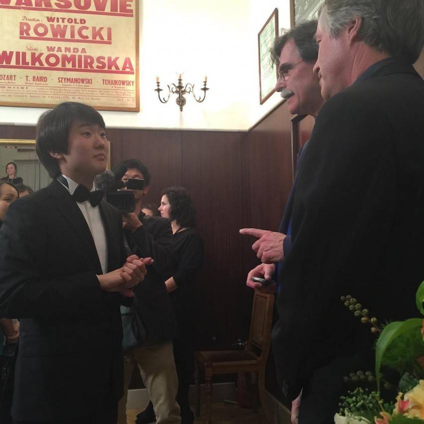 2020년 쇼팽콩쿠르에 걸릴 조성진 사진 (feat. 2015 쇼팽콩쿠르 우승자) | 인스티즈