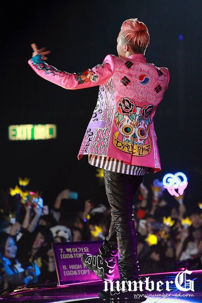 태극기 좋아하는 지드래곤 | 인스티즈